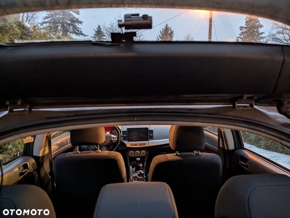 Mitsubishi Lancer 1.8 Invite - 17