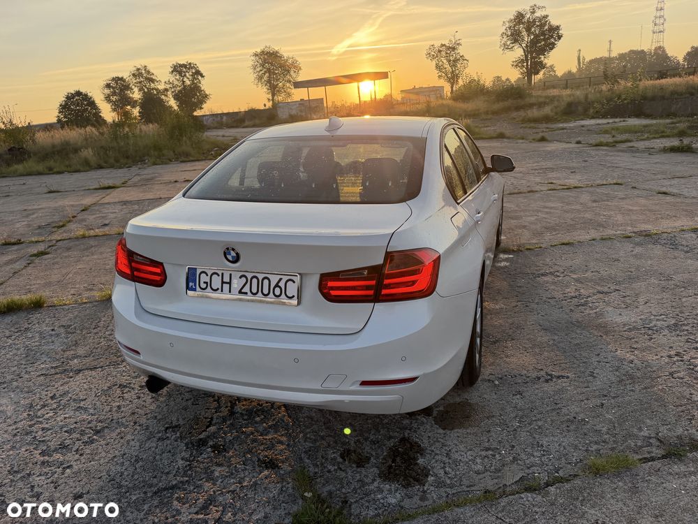 BMW Seria 3 - 13