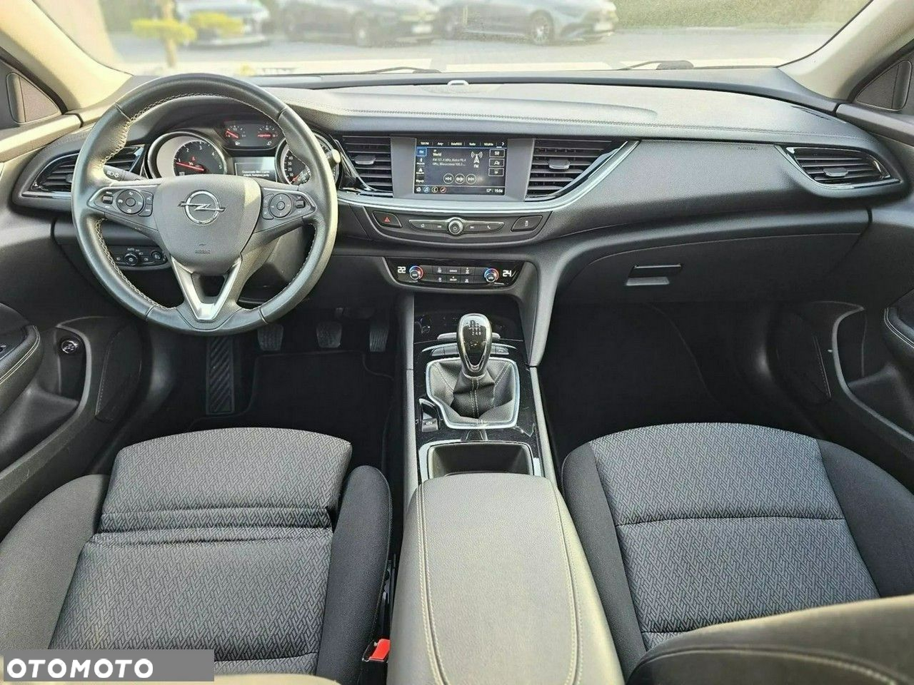 Opel Insignia - 30