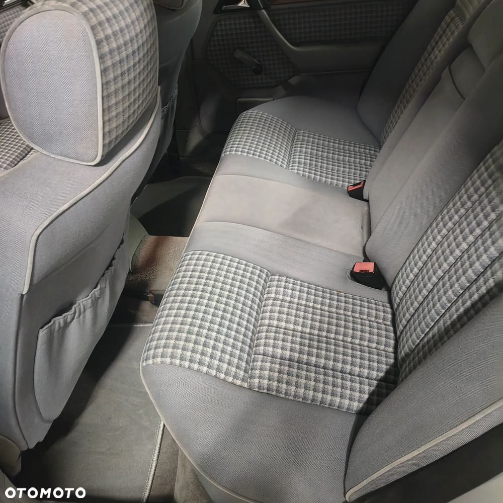 Mercedes-Benz W124 (1984-1993) - 4