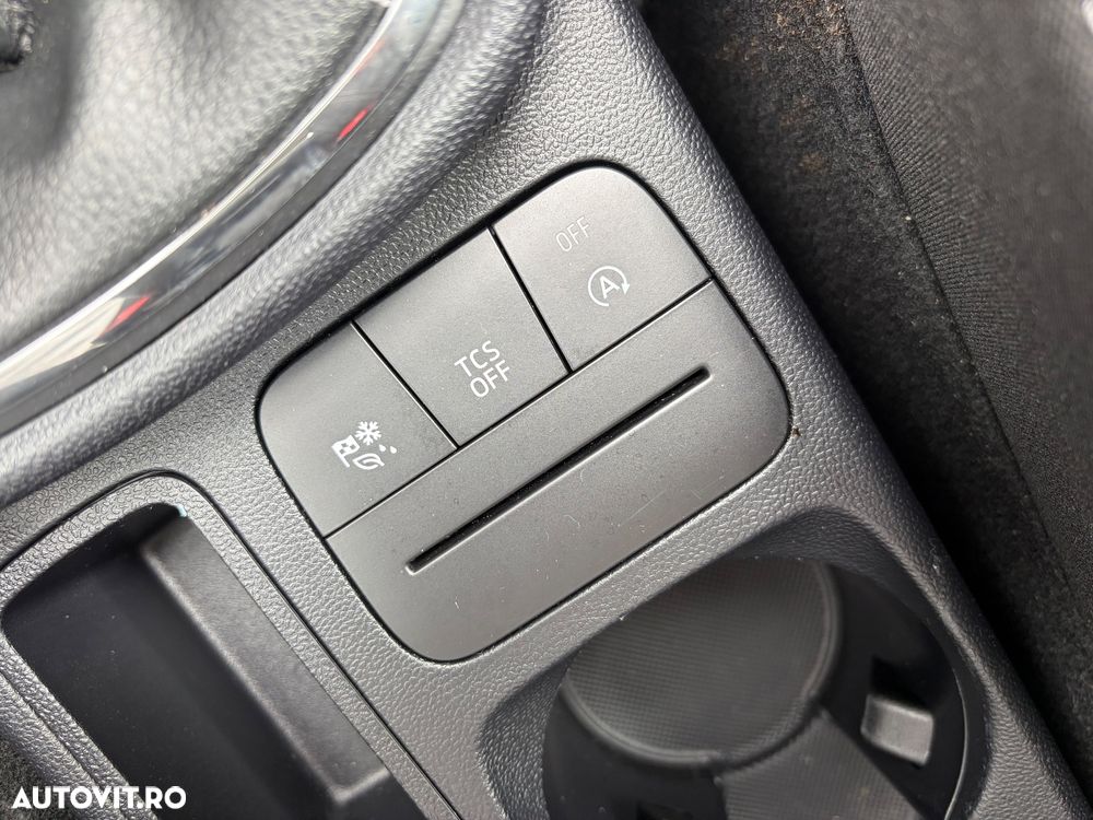 Ford Fiesta 1.0 EcoBoost Titanium - 26
