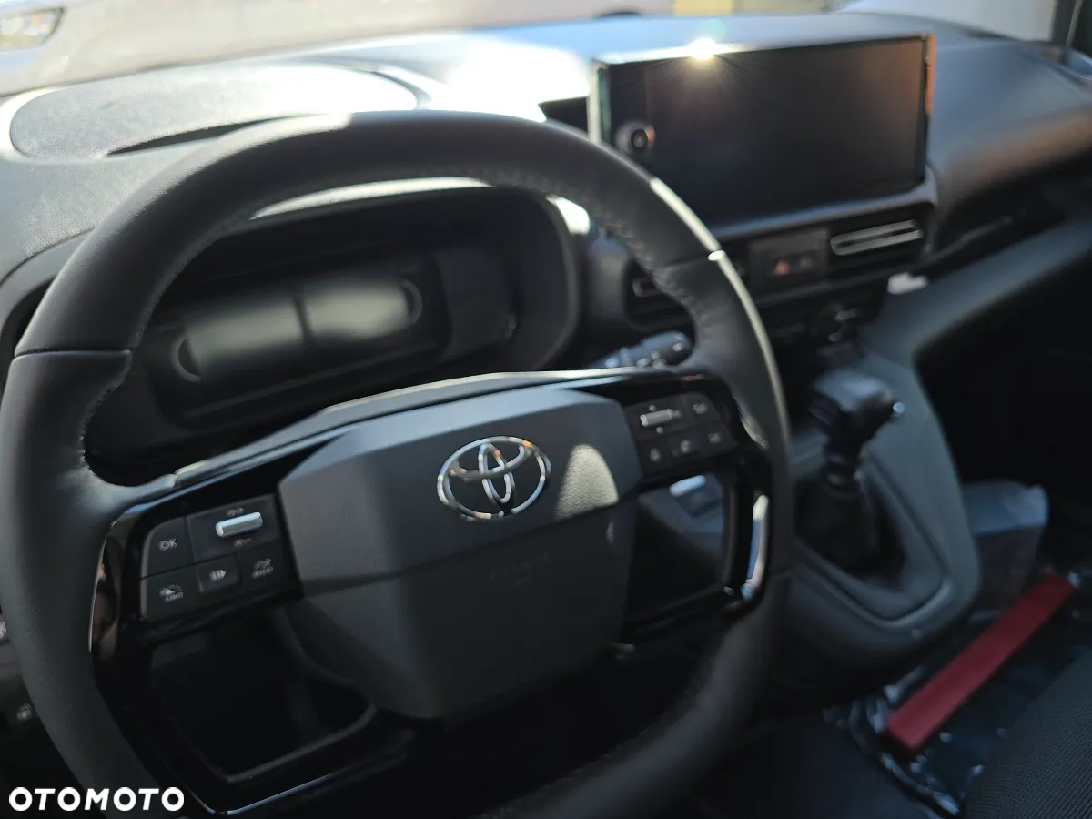 Toyota PROACE CITY VAN - 14