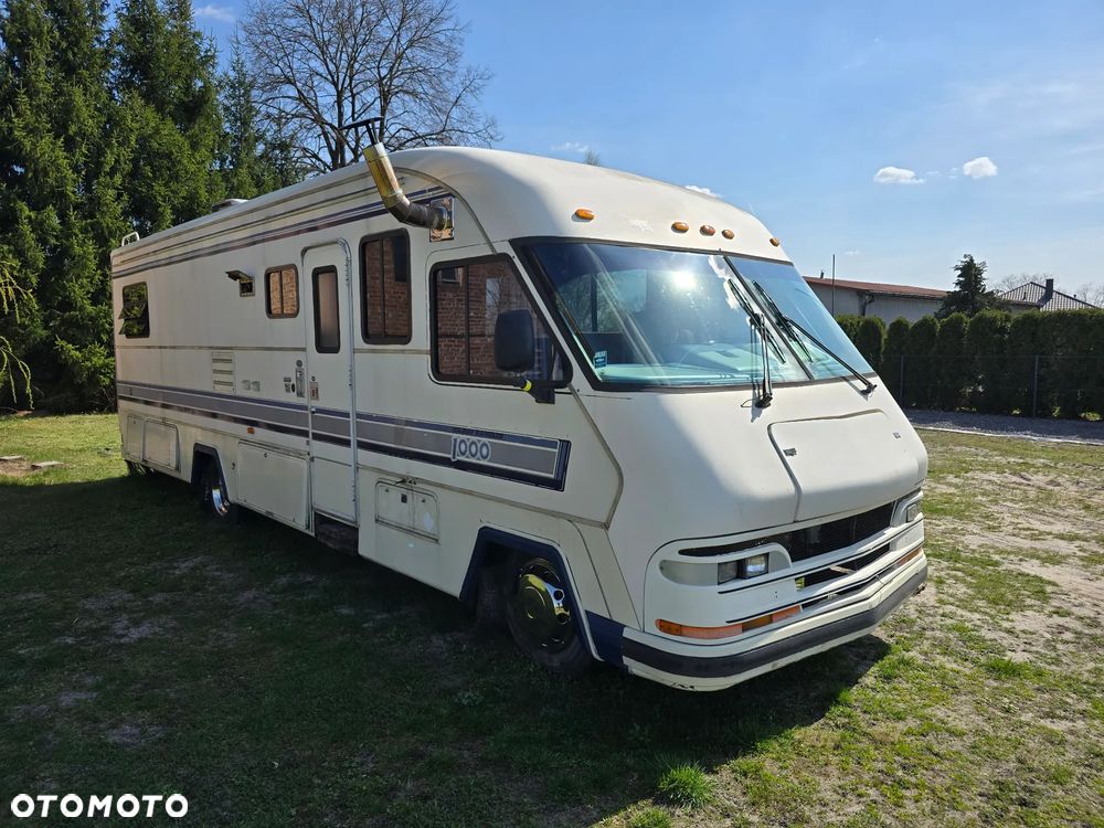 Chevrolet Holiday Rambler 1000 Winnebago 7.4 V8 Big airstream - 7