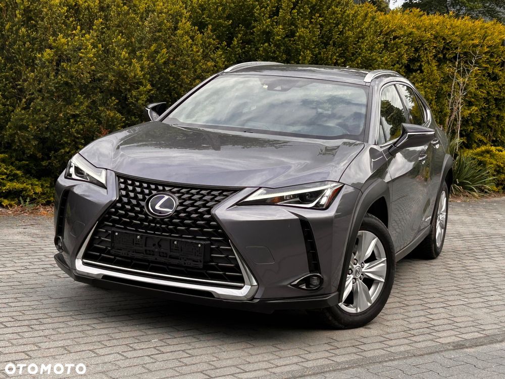 Lexus UX 250h (E-FOUR) Executive Line - 1