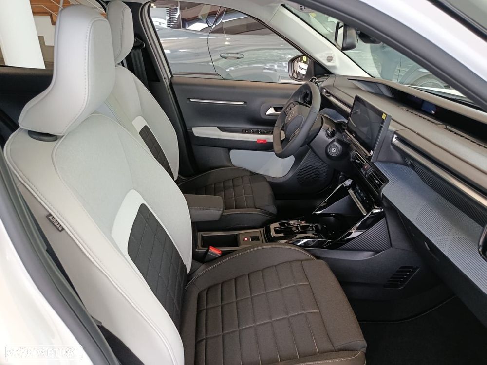 Citroën C3 1.2 PureTech Max EAT6 - 9