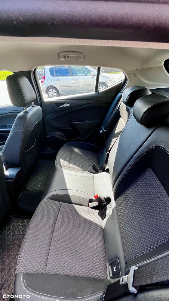 Opel Astra 1.4 T Elite - 10