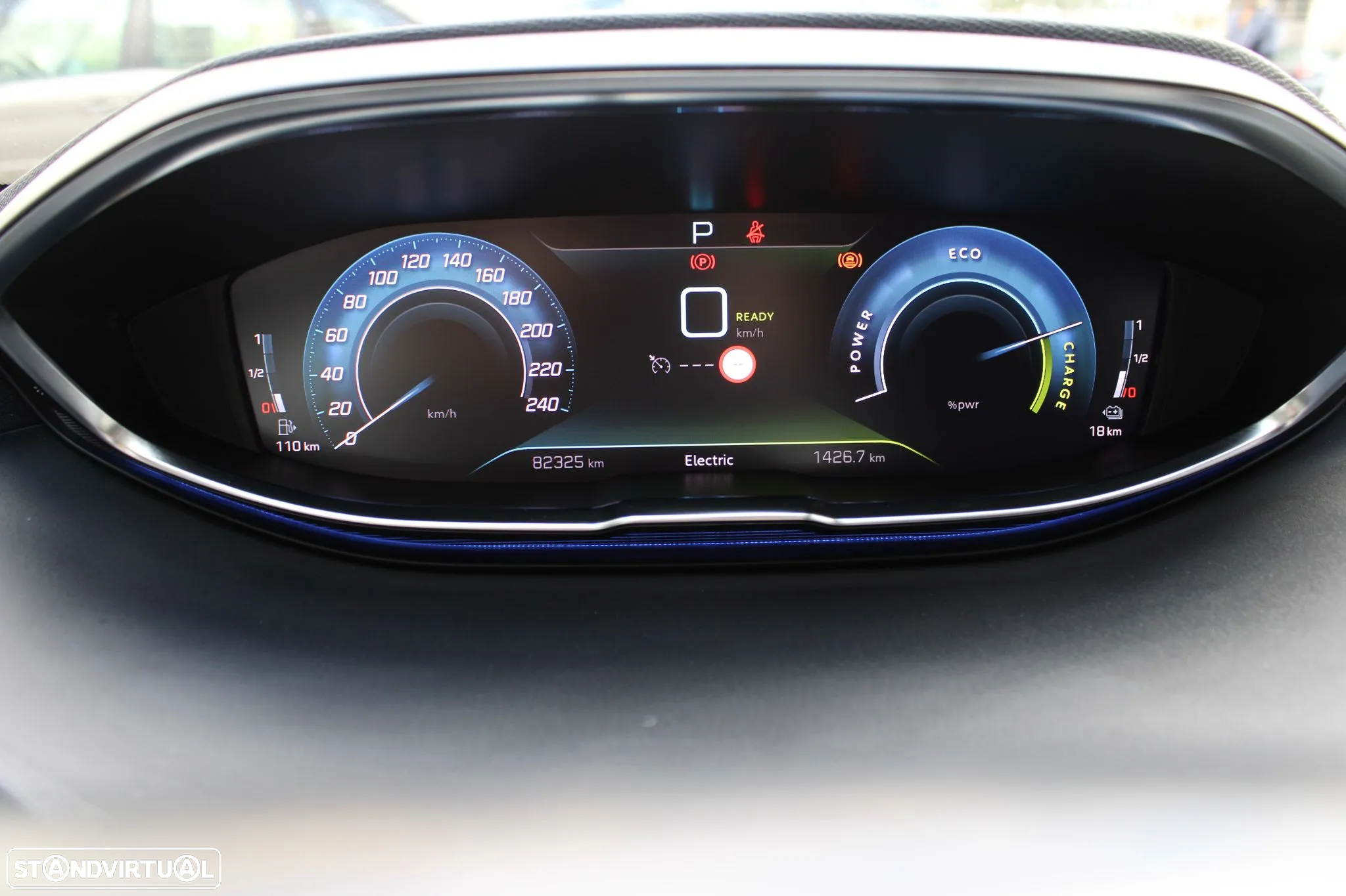 Peugeot 3008 1.6 Hybrid Allure Pack e-EAT8 - 11