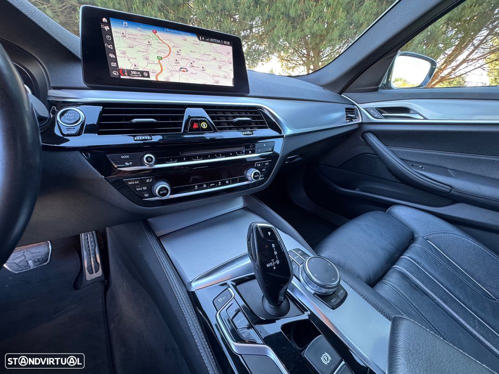 BMW 520 d Pack M Auto - 19