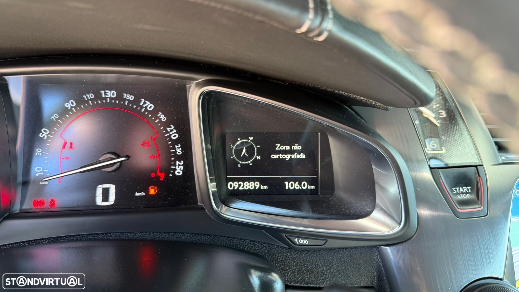 Citroën DS5 2.0 HDi Hybrid4 Sport Chic CMP6 - 32