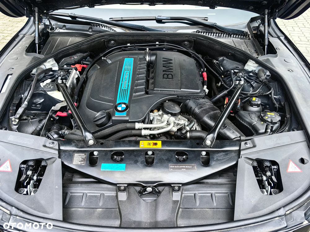 BMW Seria 7 - 34
