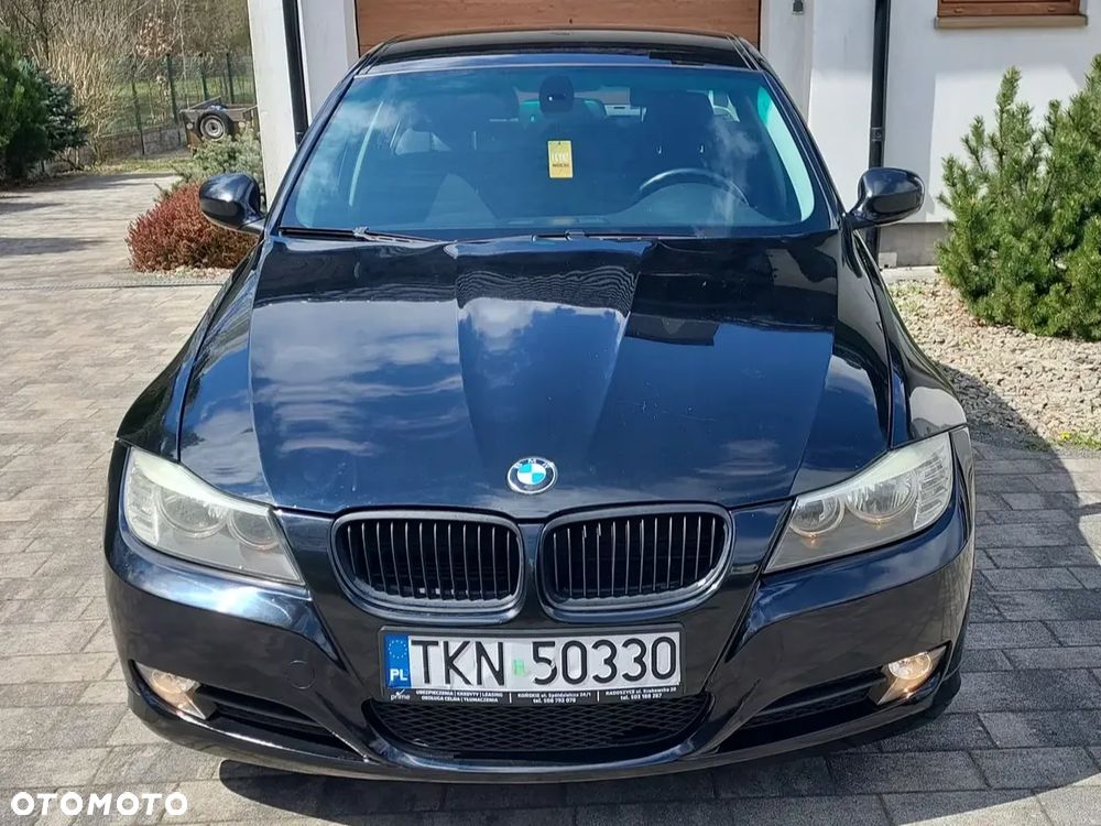 BMW Seria 3 318d DPF Edition Exclusive