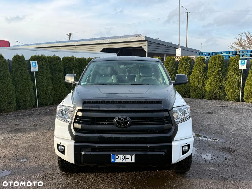 Toyota Tundra - 4