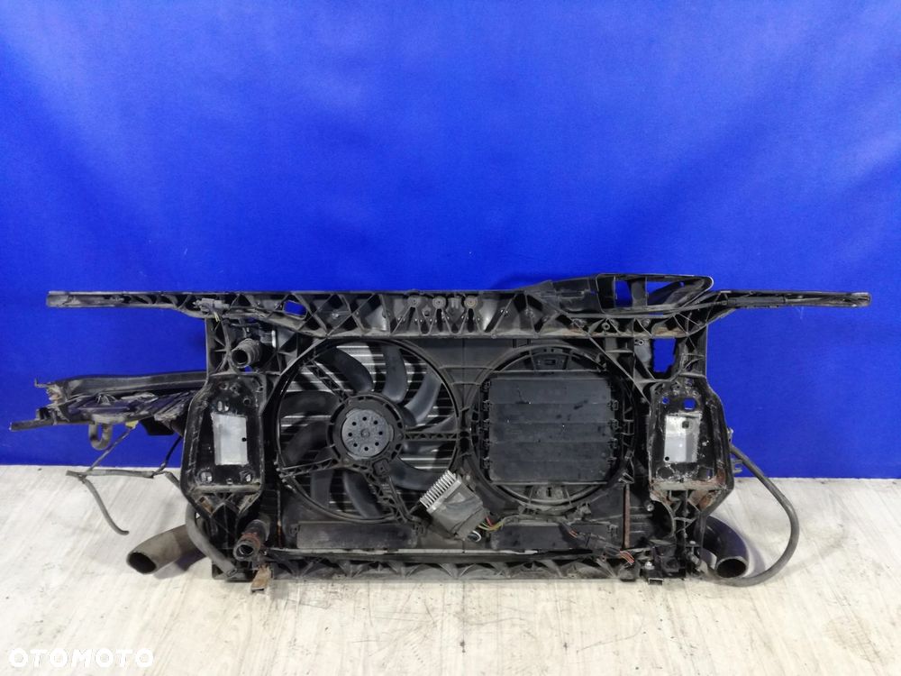 Audi A4 B8 8K 1 wzmocnienie pas chłodnice ślizg 2.0 TDI - 2