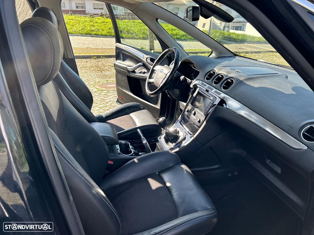 Ford S-Max 2.0 TDCi Titanium 7L 149g - 12