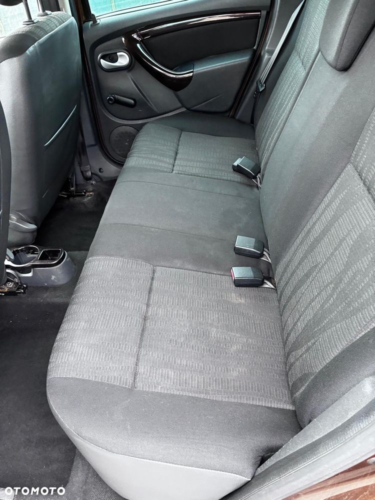 Dacia Duster 1.6 Ambiance 4x4 - 16