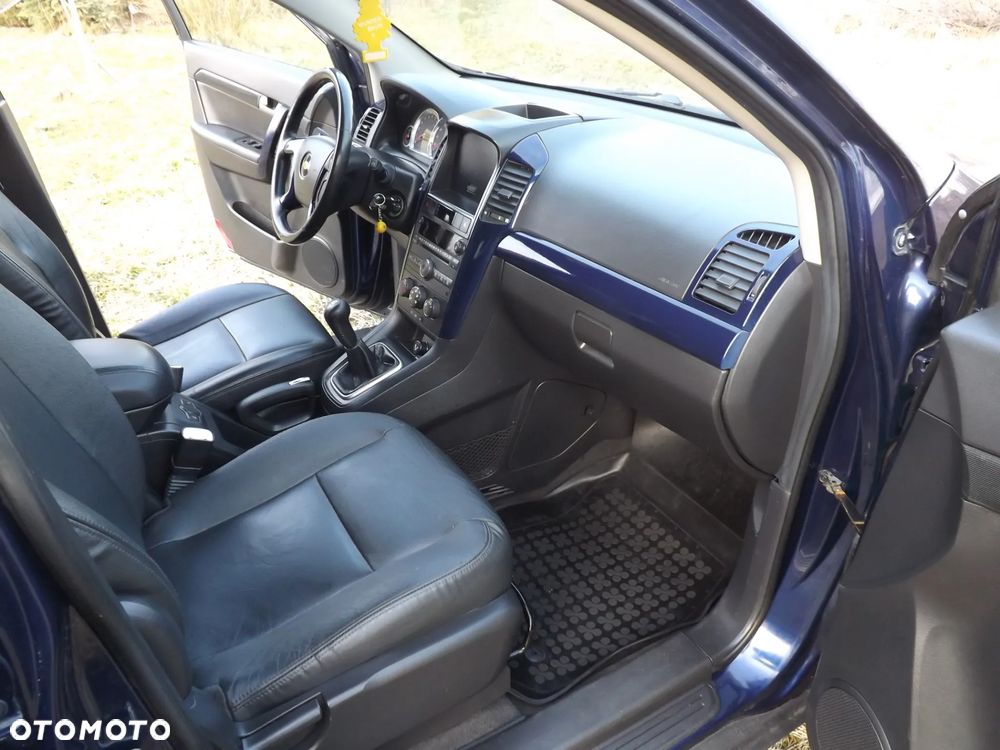 Chevrolet Captiva 2.4 LS 5os - 15