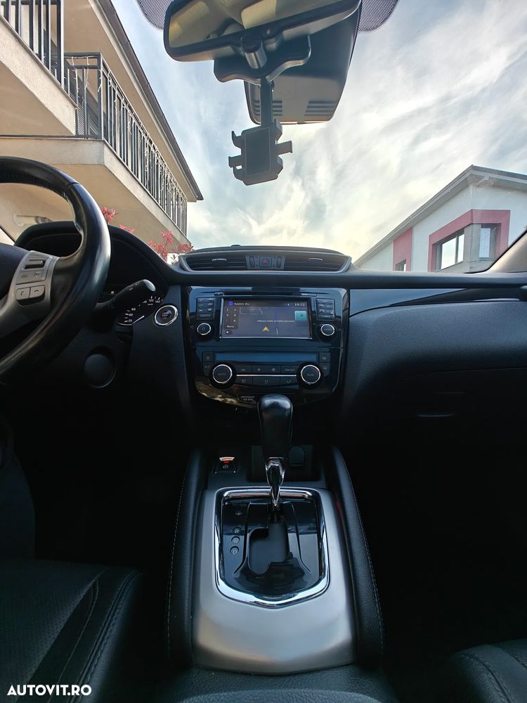 Nissan Qashqai 1.6 DCI Xtronic TEKNA - 12