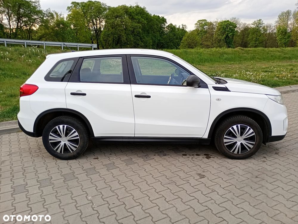 Suzuki Vitara 1.6 Comfort 2WD - 4