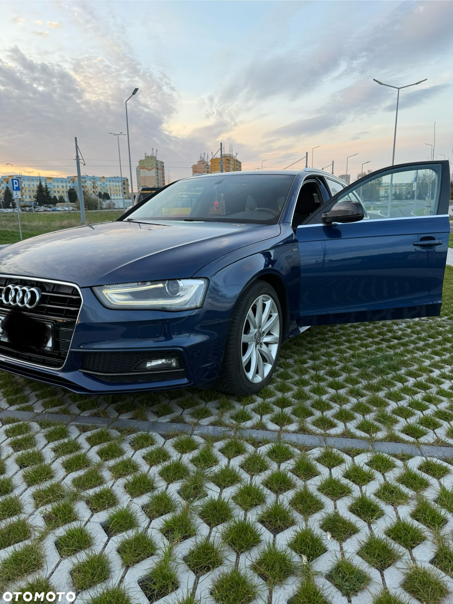 Audi A4 2.0 TDI Quattro Line S tronic - 3