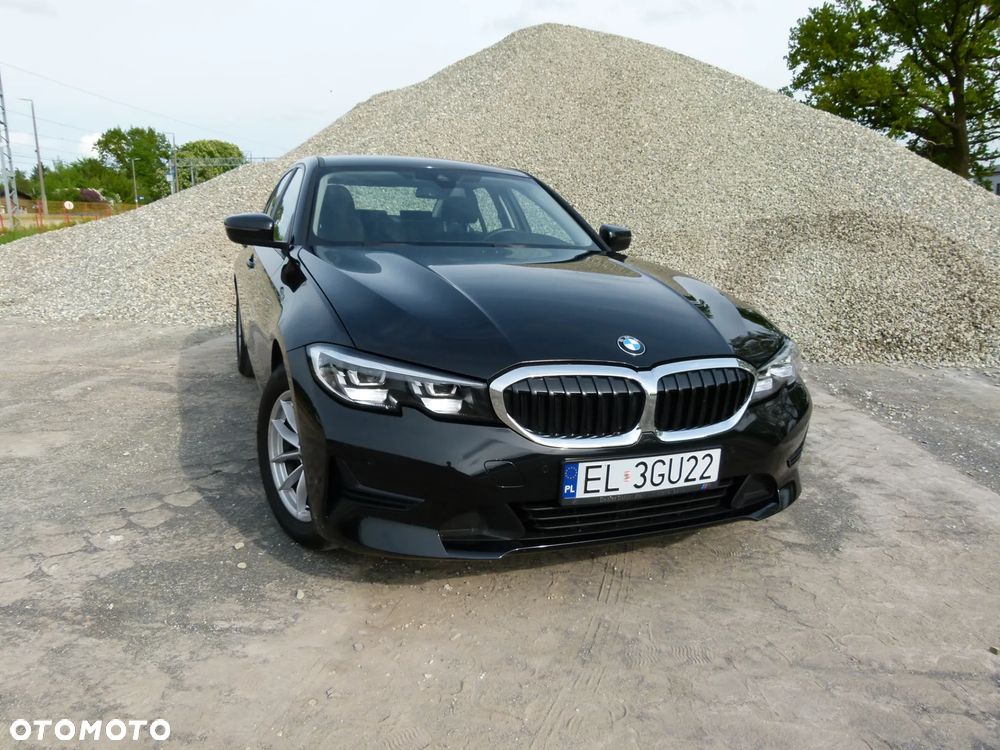 BMW Seria 3 320d Efficient Dynamics - 11