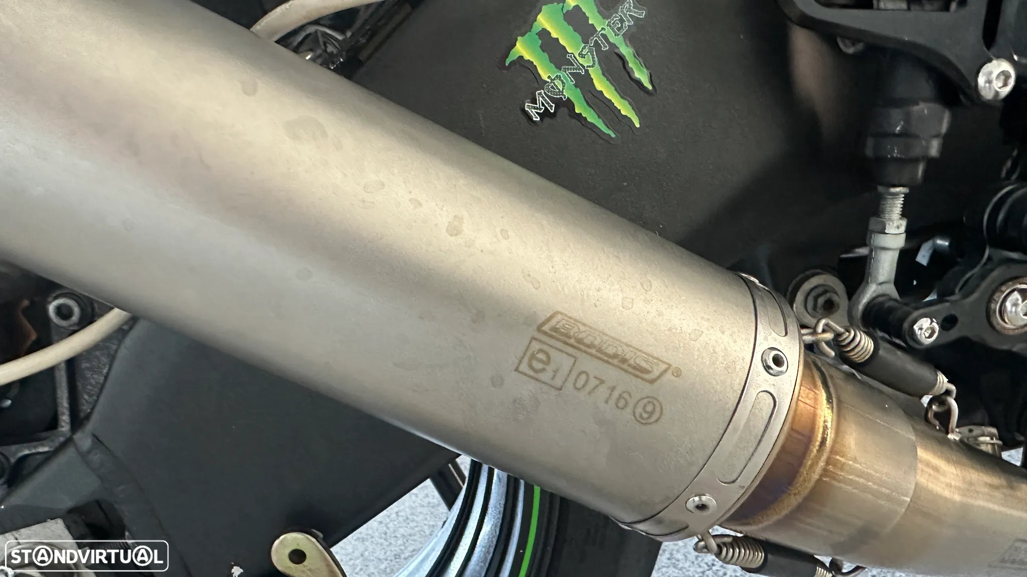 Kawasaki Ninja ZX-10R - 17