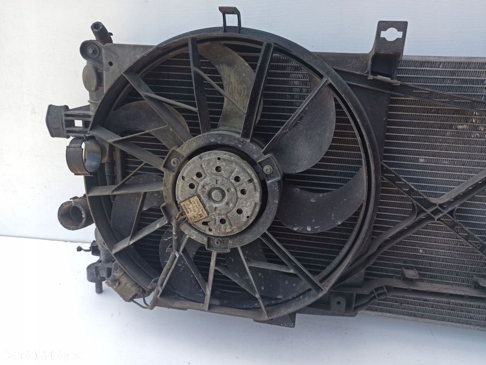 Komplet chłodnic wentylator OPEL ASTRA III H LIFT 1.6B 1.8B 16V - 4
