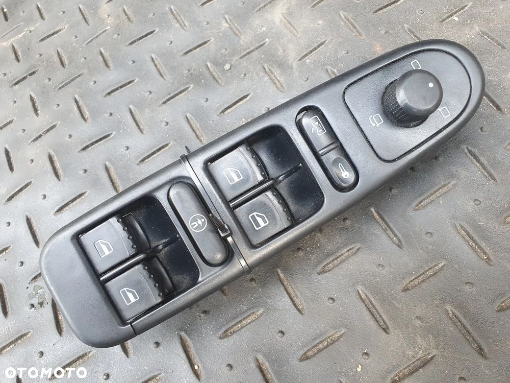 Przyciski Szyb Przełącznik Sterownik Panel LEON II FR 1J4959857B 1M1959565D EUROPA - 1