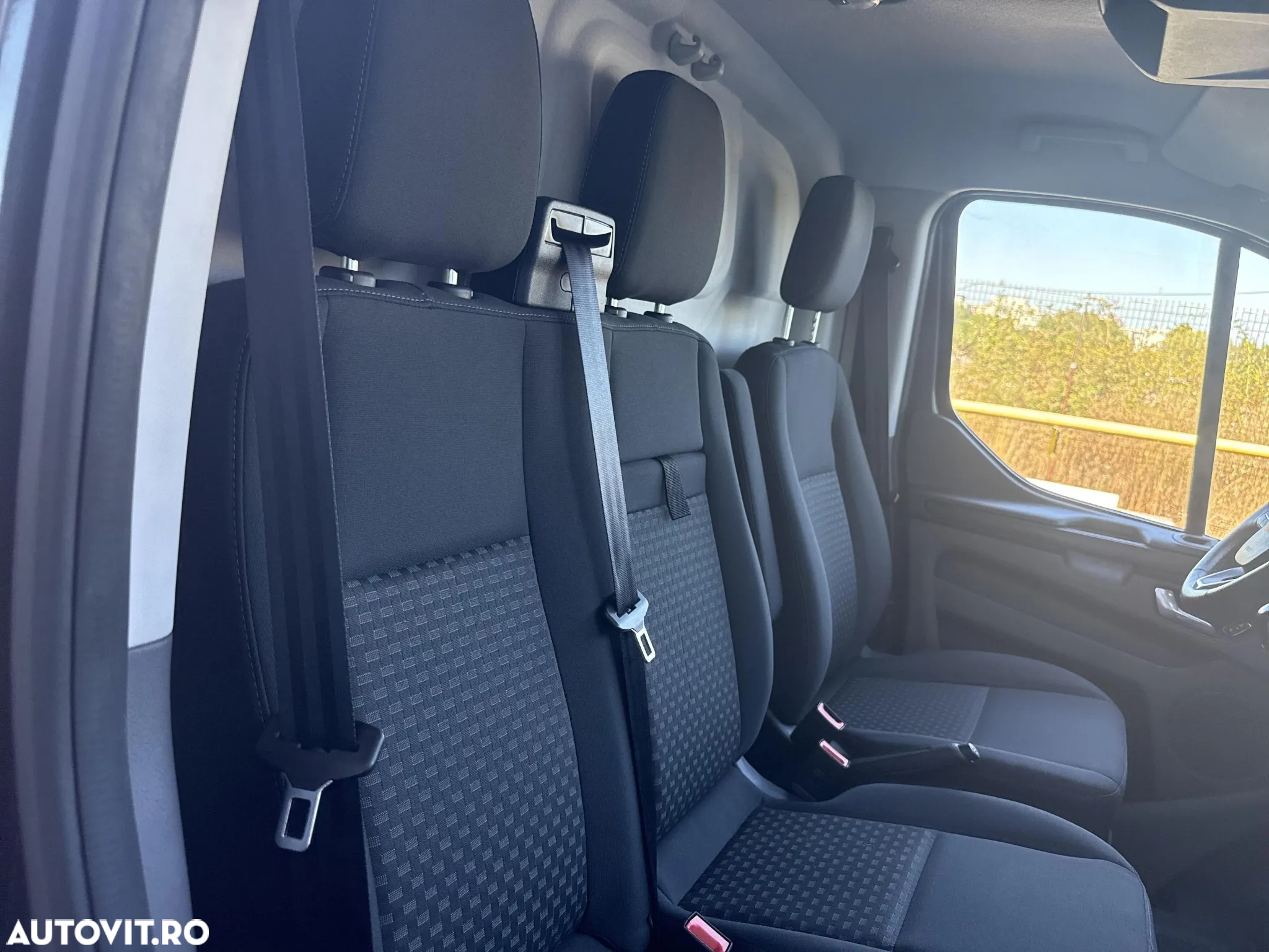 Ford Transit Custom - 19