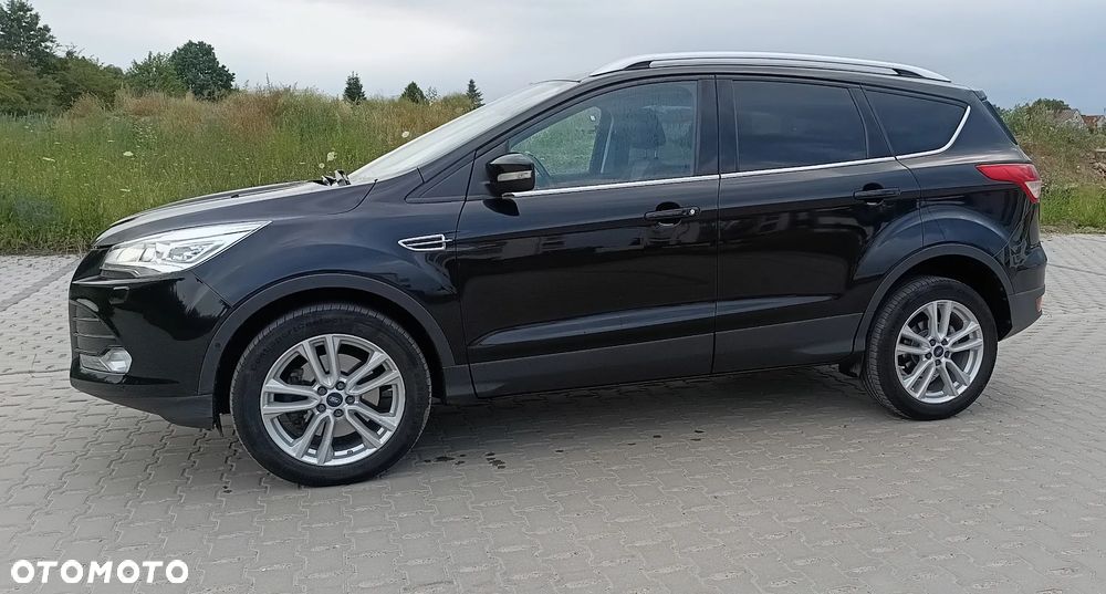Ford Kuga 2.0 TDCi 4WD Titanium - 4
