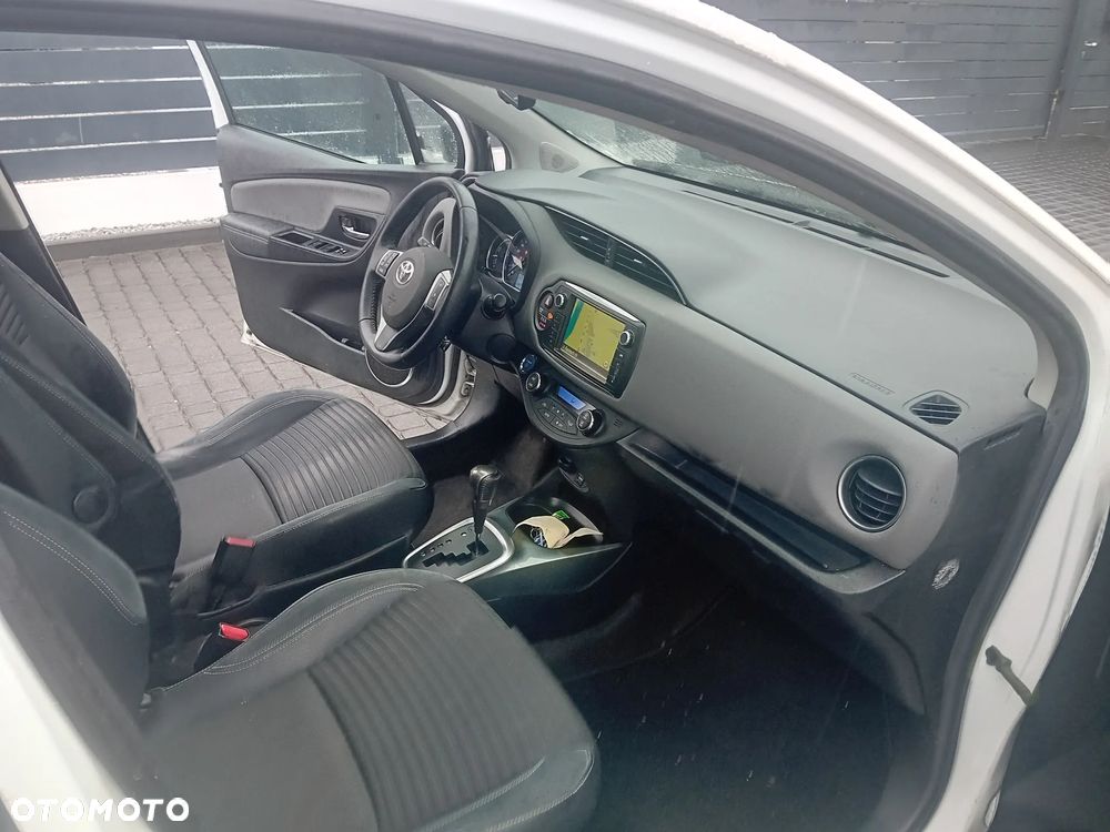 Toyota Yaris 1.5 VVT-i Comfort - 12