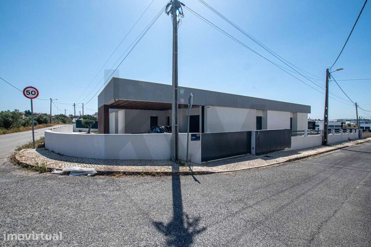 Moradia Térrea T3+1 em Lote de 1207 m2 na Quinta da Coutada – Vila Fra - Grande imagem: 4/60