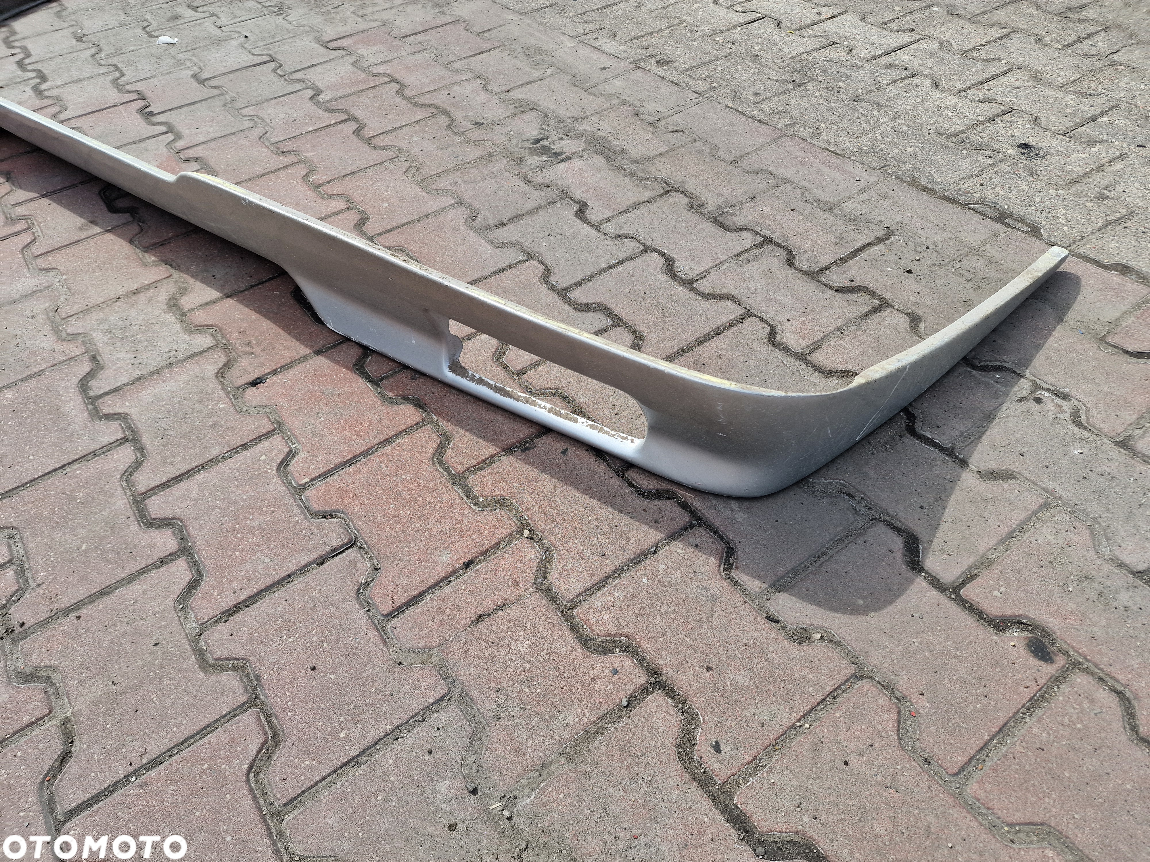 DOKŁADKA POD ZDERZAK DAF, VOLVO - 2