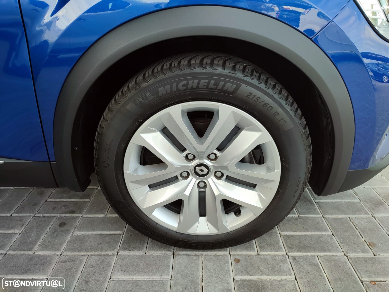 Renault Captur - 36
