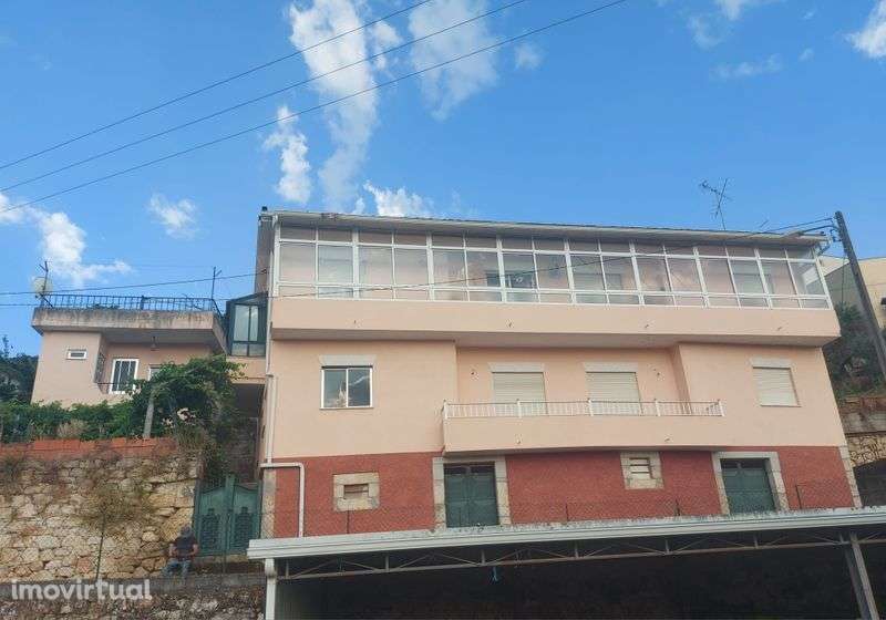 Vende-se Moradia  V4 - Grande imagem: 2/5