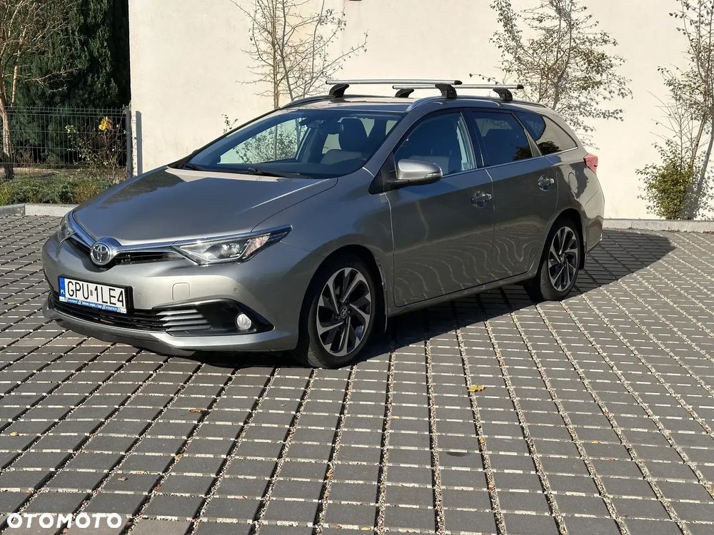 Toyota Auris 1.6 Prestige MS - 1