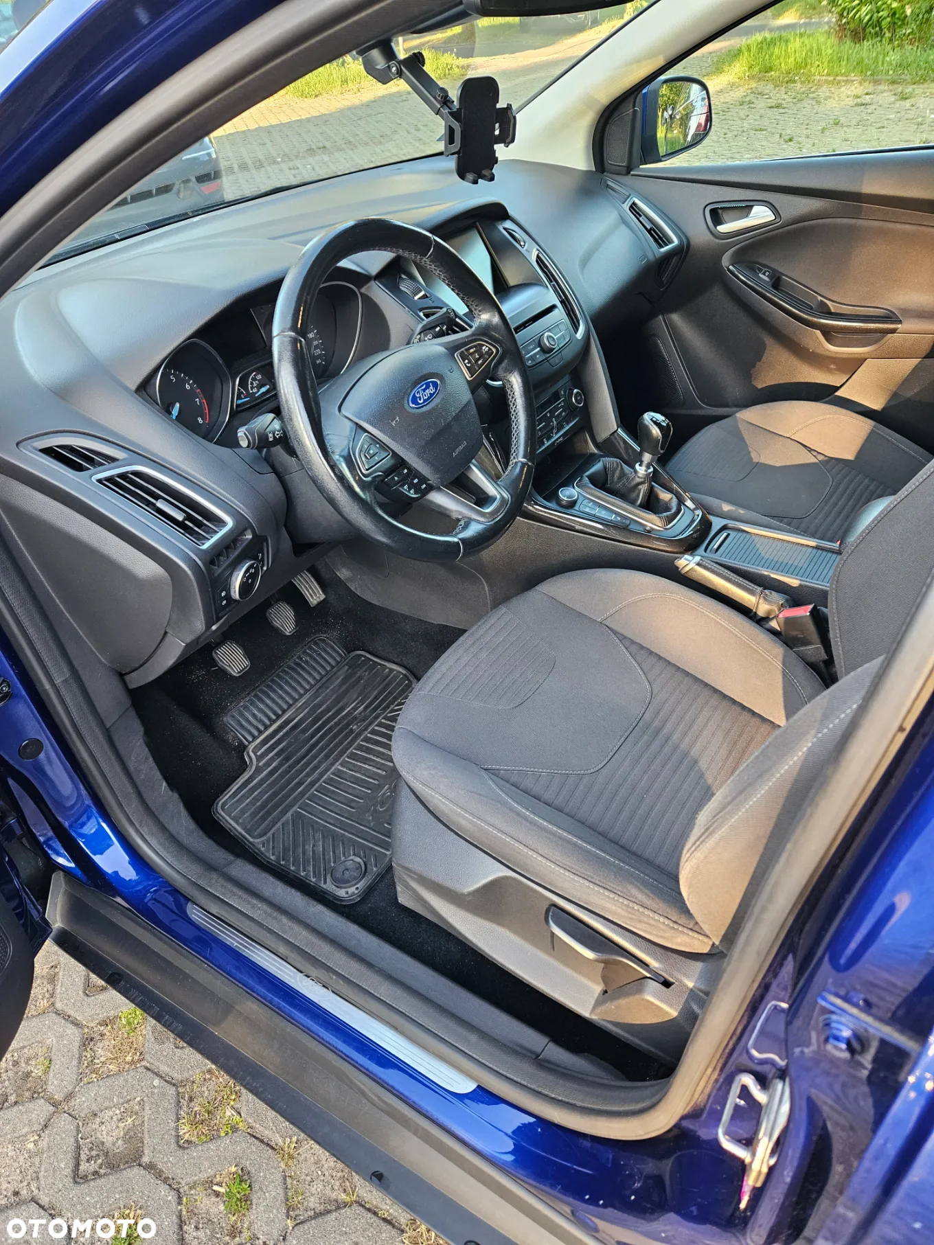 Ford Focus 1.5 EcoBoost Titanium ASS - 10