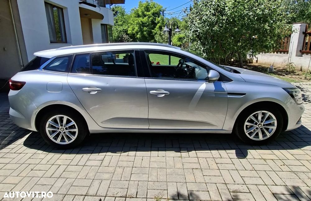 Renault Megane 1.6 SCe Zen - 5
