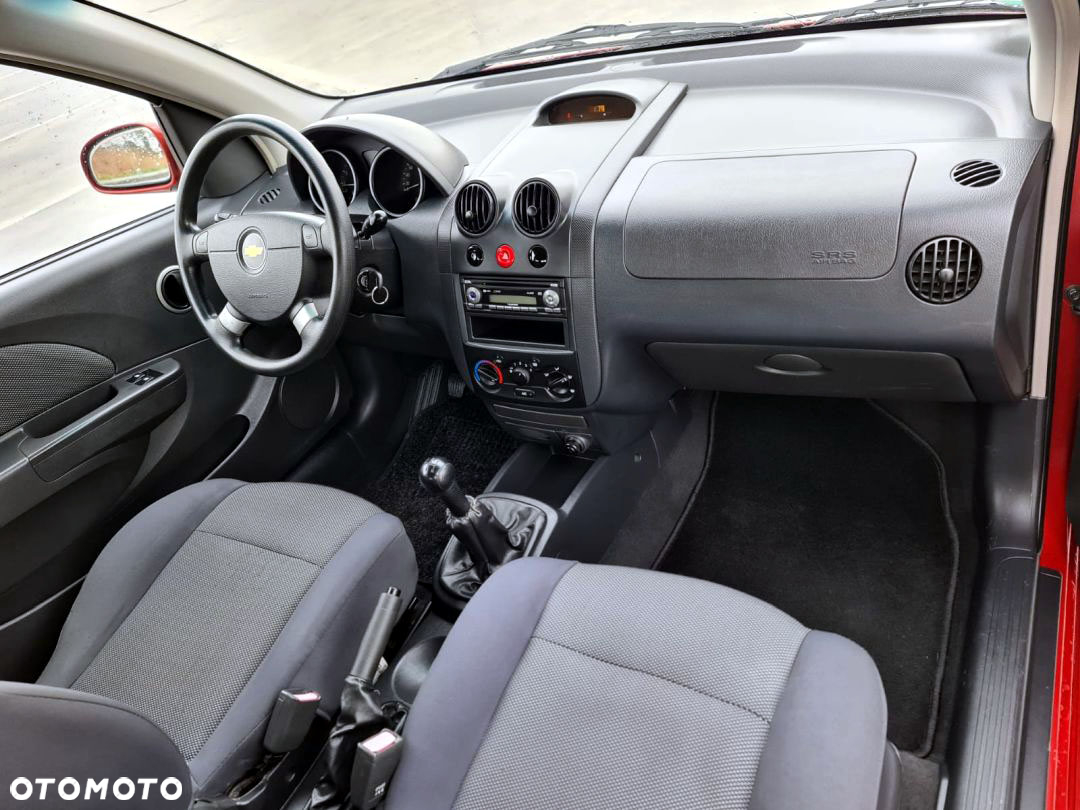 Chevrolet Kalos - 16