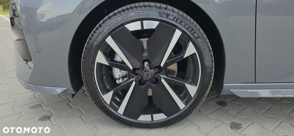 Peugeot 308 1.2 mHEV GT S&S e-DCS6 - 23
