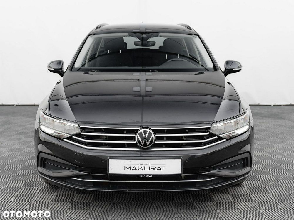Volkswagen Passat - 8