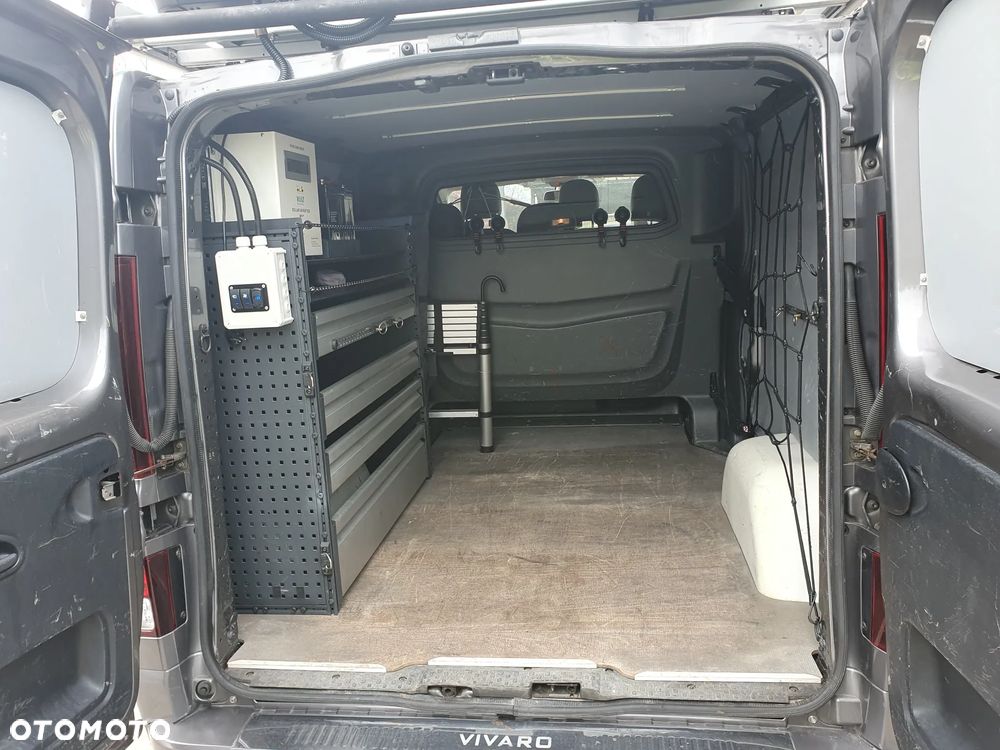 Opel Vivaro - 20