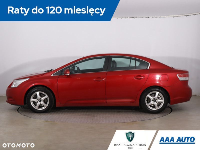 Toyota Avensis - 4
