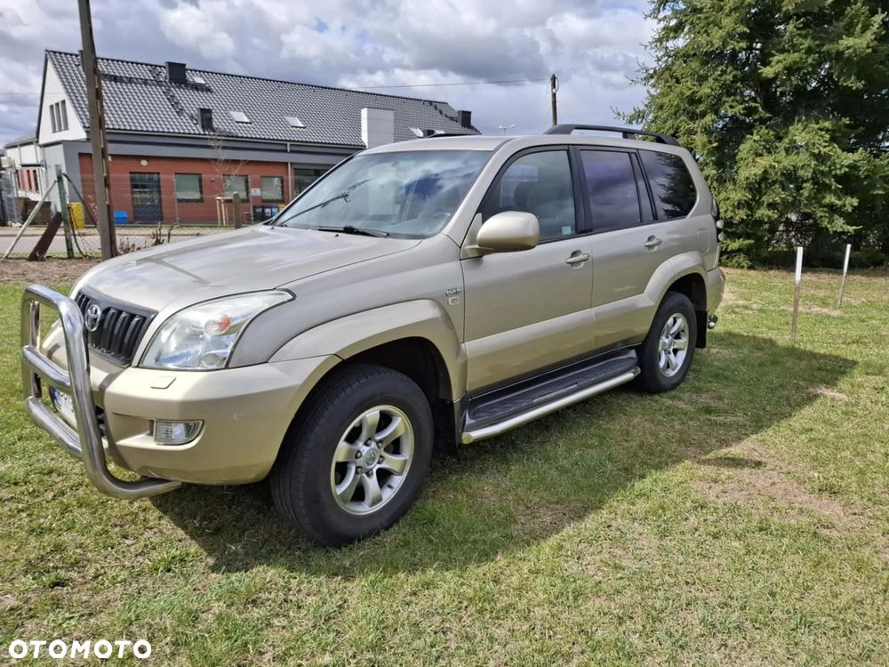 Toyota Land Cruiser - 23
