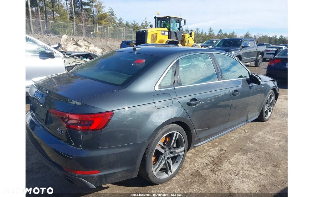 Audi A4 Limousine - 4