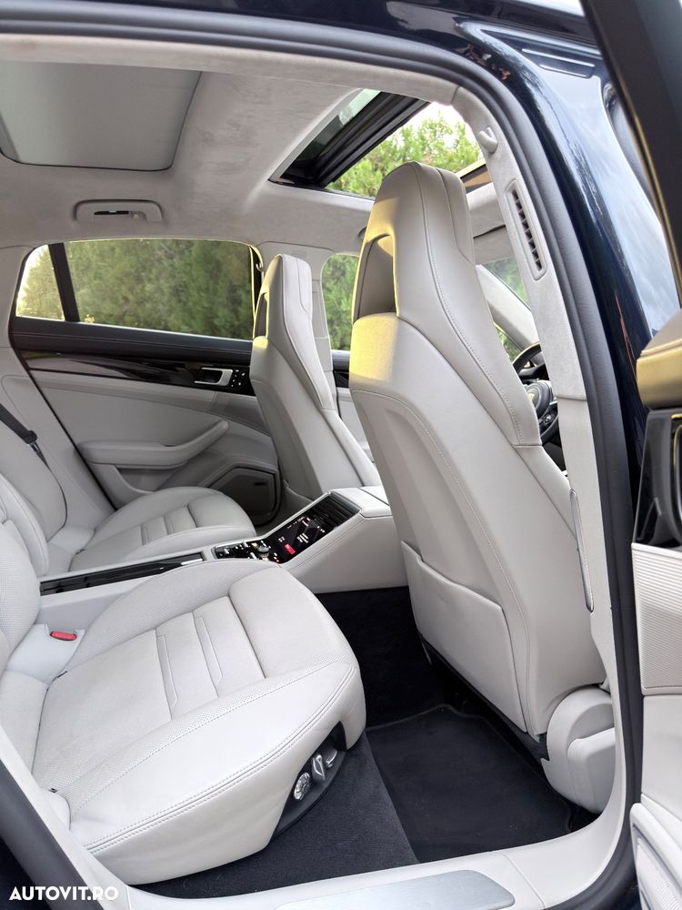 Porsche Panamera 4S Executive - 8