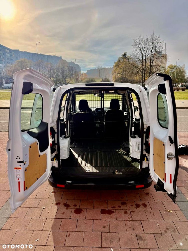 Ford Transit Courier - 5