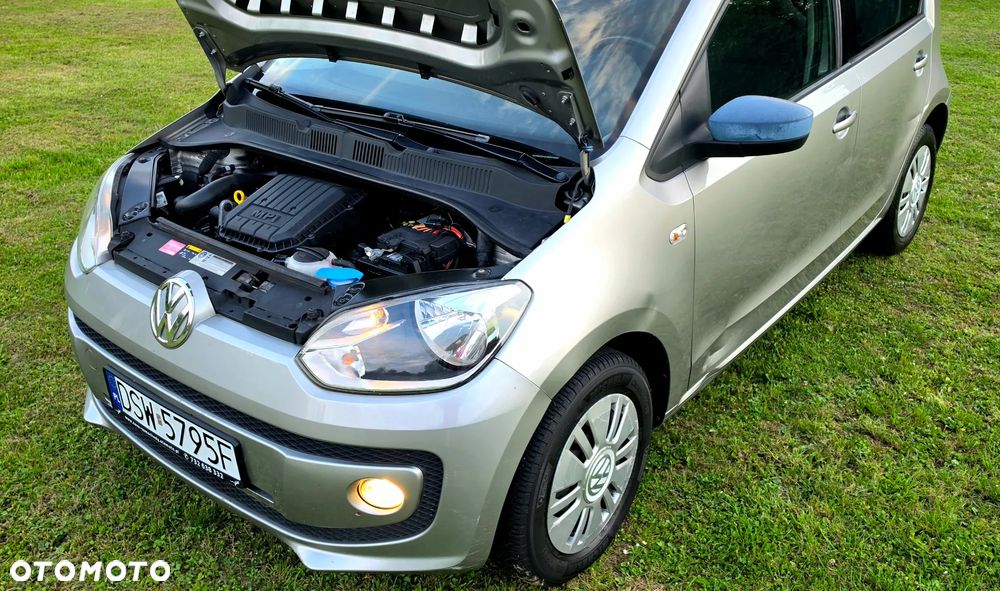 Volkswagen up! 1.0 high Perfectline - 32