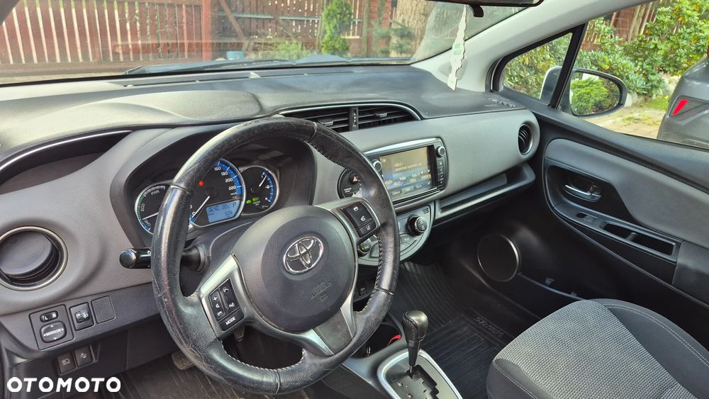 Toyota Yaris - 23