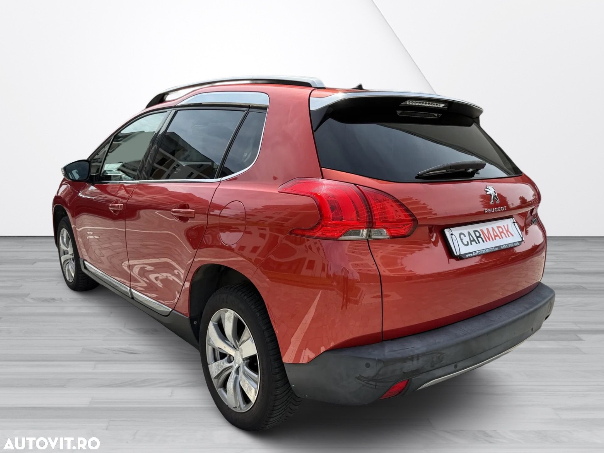 Peugeot 2008 1.2 VTi Allure - 6