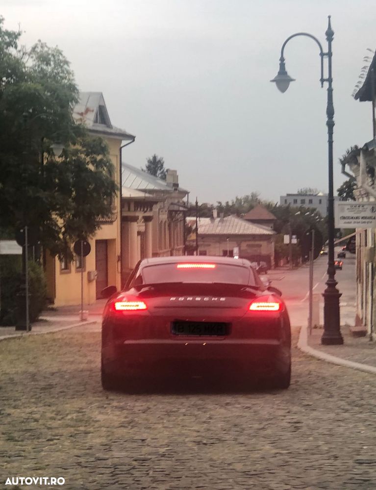 Porsche Panamera - 28